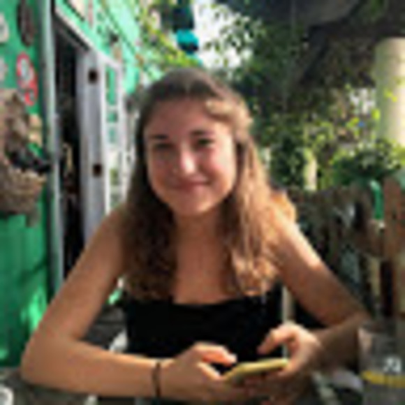 Meet your Posher, Hannah - Picture 1 of 1